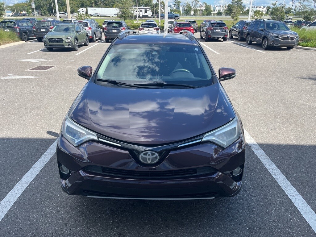 2017 Toyota RAV4 Limited photo 2