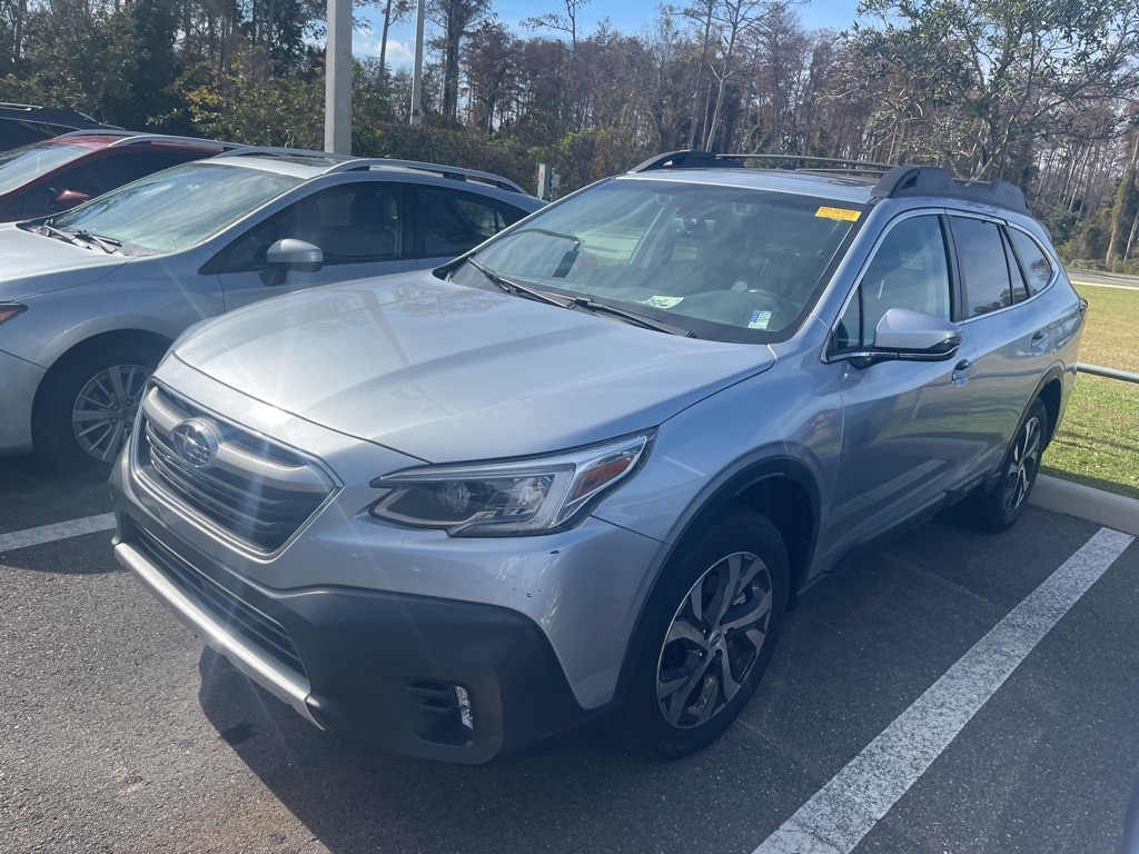 2022 Subaru Outback Limited's photo
