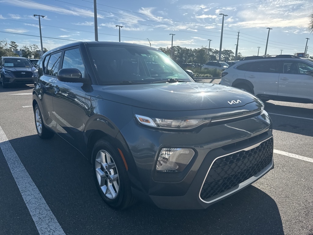 Used 2022 Kia Soul LX Hatchback