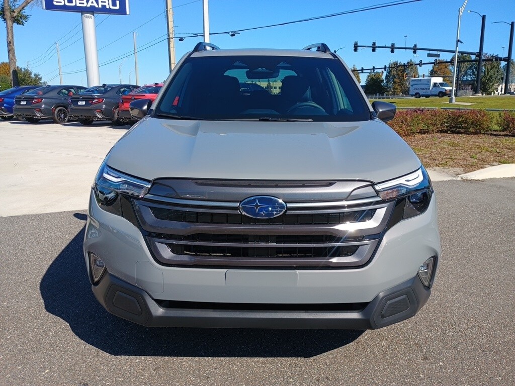 2026 Subaru Forester Premium photo 2