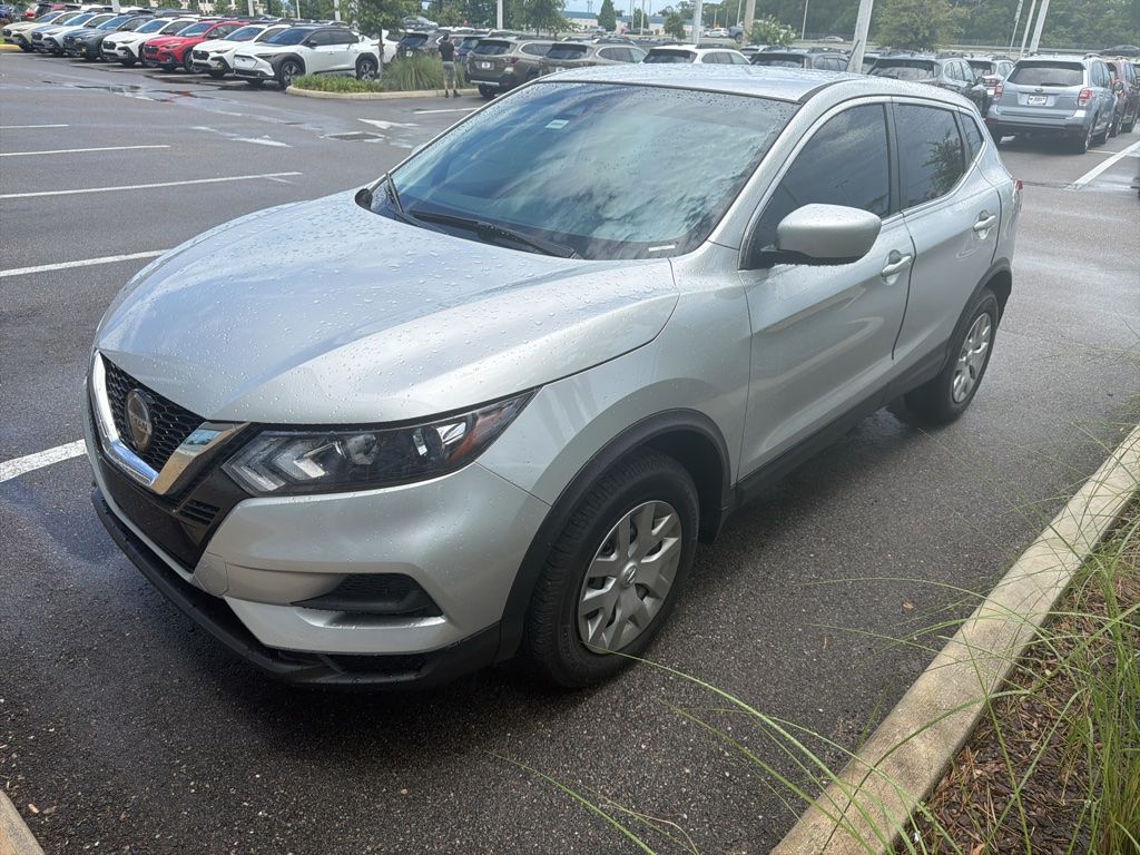 2020 Nissan Rogue Sport S FWD's photo