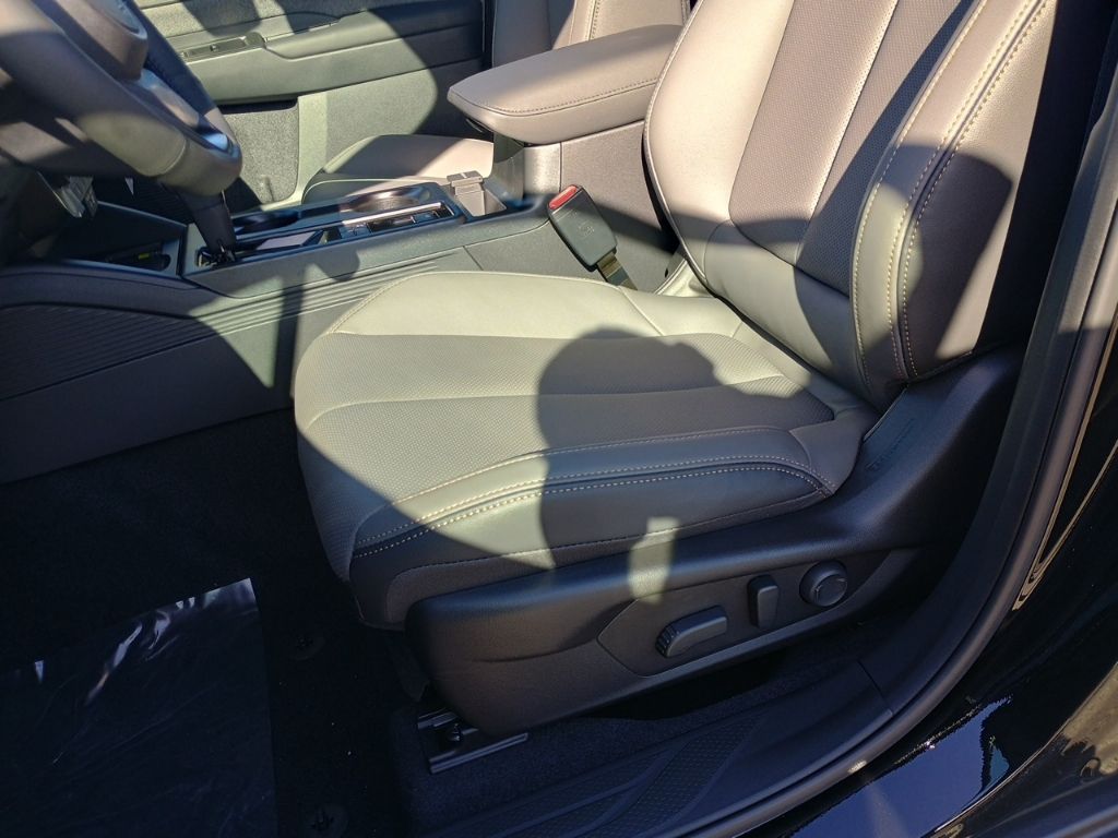 2026 Subaru Outback Limited - Photo 10
