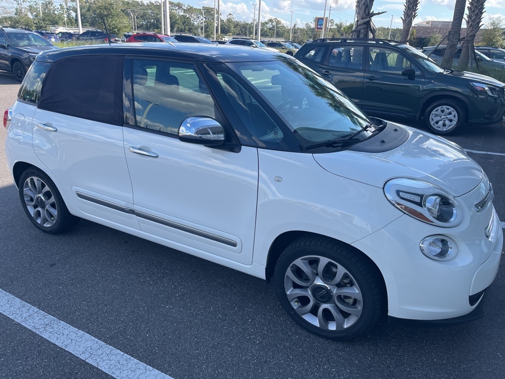 Used 2017 FIAT 500L Lounge Hatchback