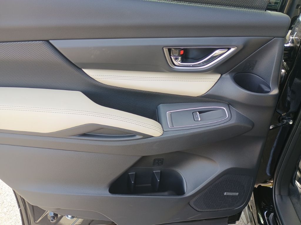 2026 Subaru Ascent Limited - Photo 12