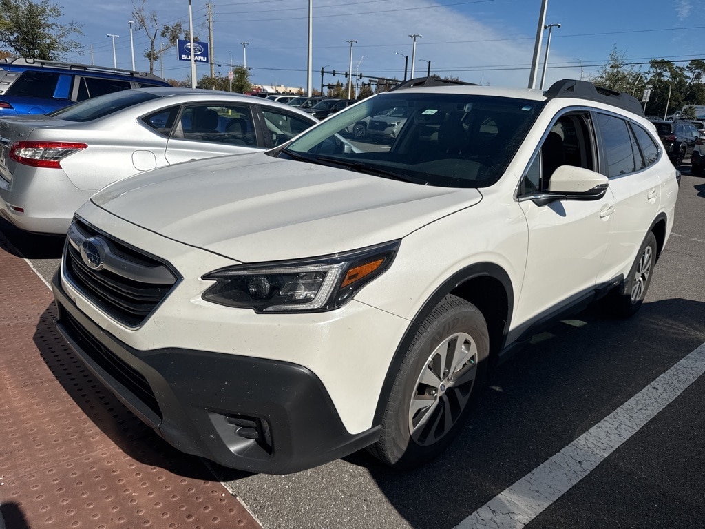 2021 Subaru Outback Premium's photo