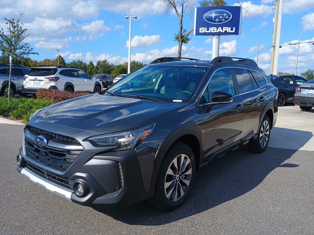 2025 Subaru Outback Limited's photo