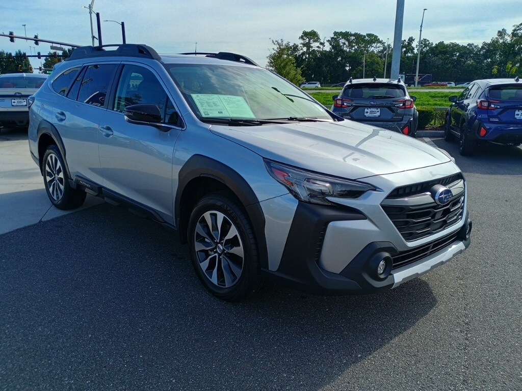 2025 Subaru Outback Limited photo 3