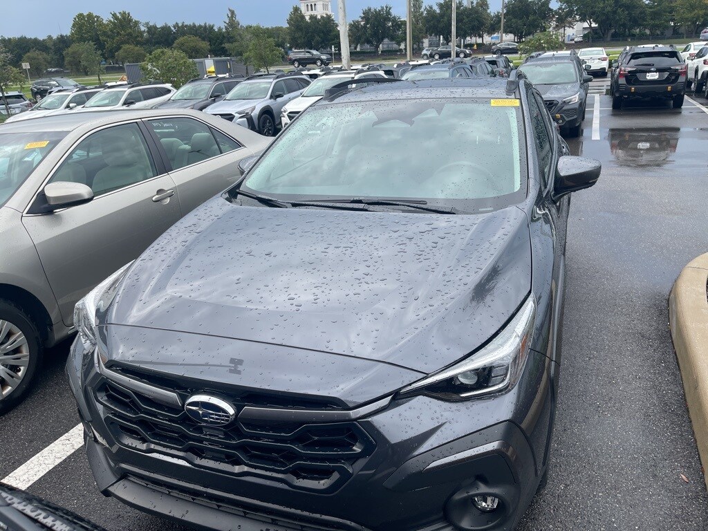 2025 Subaru Crosstrek Limited photo 2