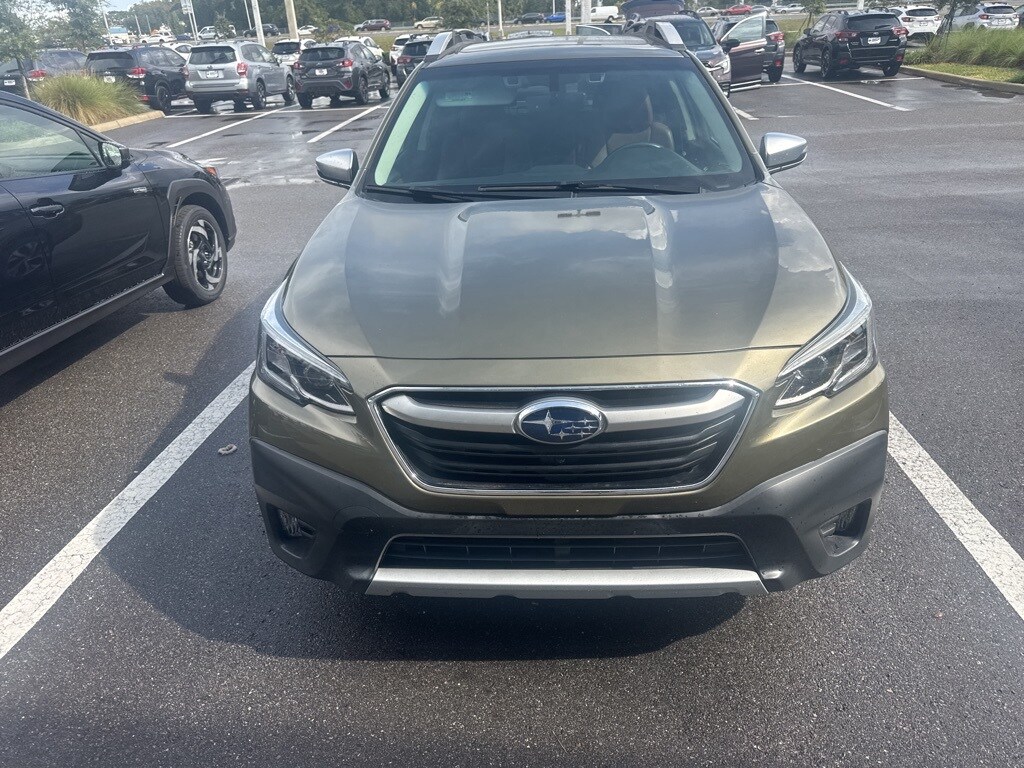2020 Subaru Outback Touring XT photo 2