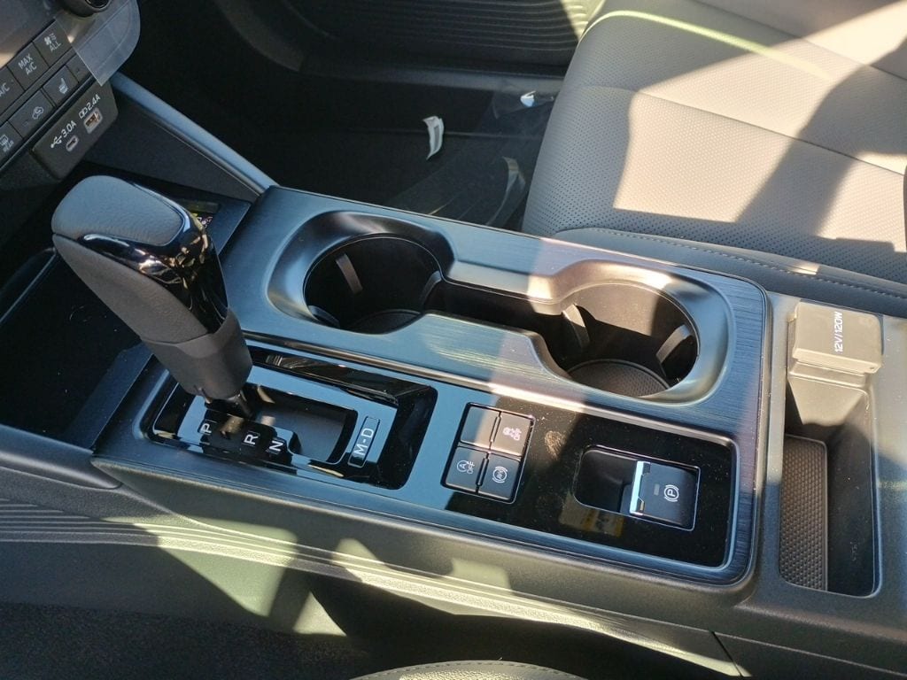 2026 Subaru Outback Limited - Photo 23