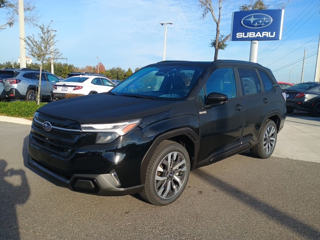 2025 Subaru Forester Touring's photo