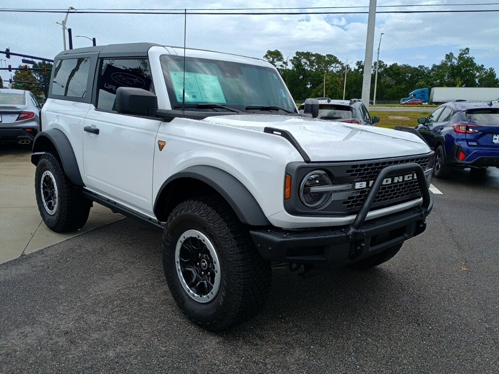 2023 Ford Bronco Badlands photo 3