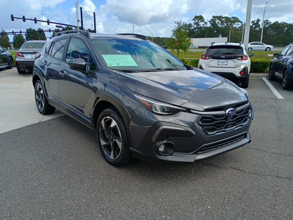 2025 Subaru Crosstrek Limited photo 3