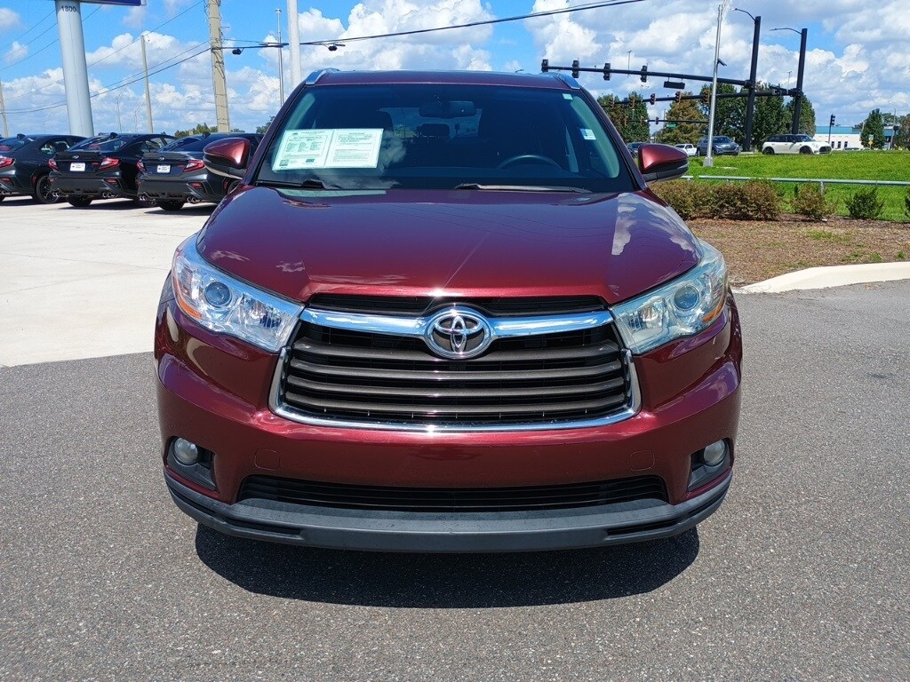 2015 Toyota Highlander XLE photo 2