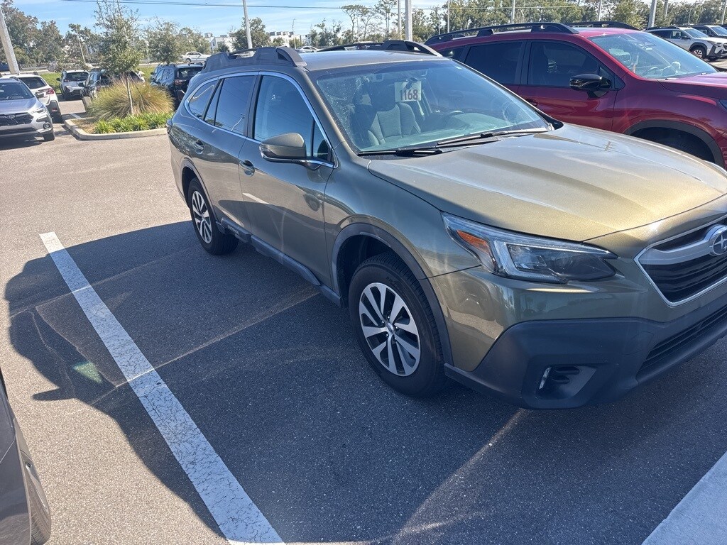 2020 Subaru Outback Premium photo 2