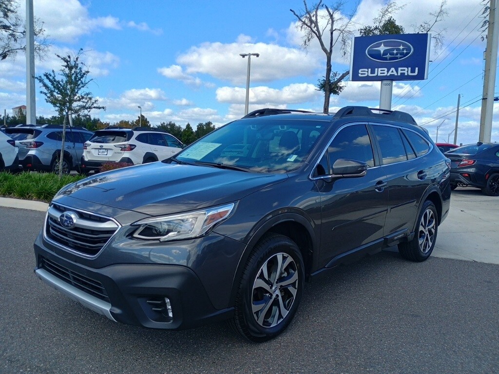 2022 Subaru Outback Limited's photo