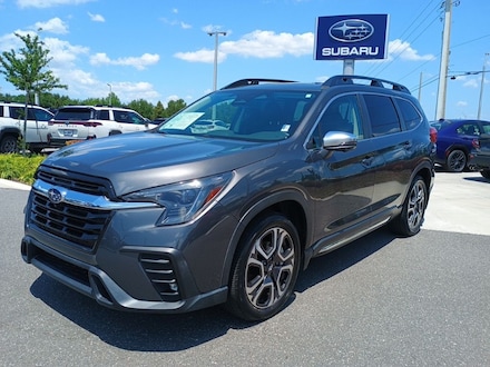 Featured Used 2023 Subaru Ascent Limited 8-Passenger SUV for sale in Orlando, FL