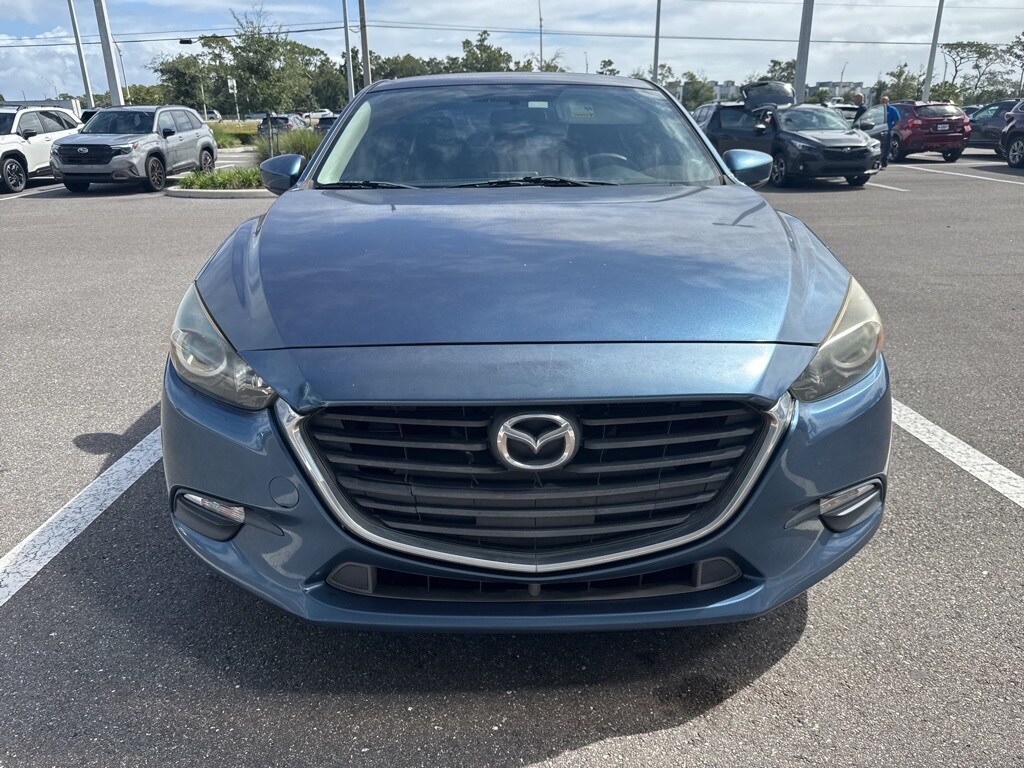 2017 Mazda Mazda3 Sport photo 2