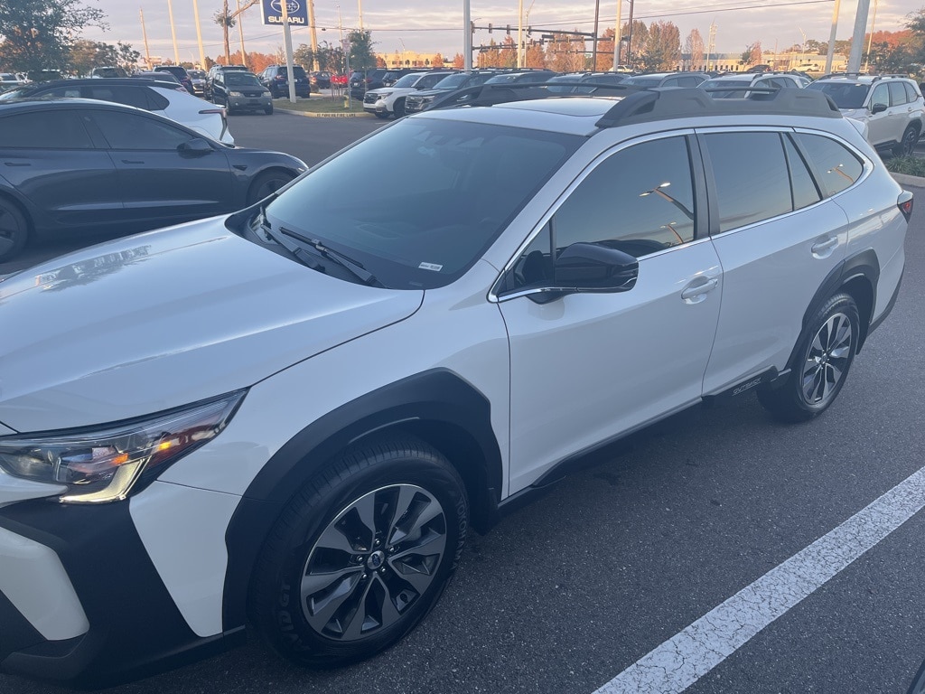 2024 Subaru Outback Limited's photo