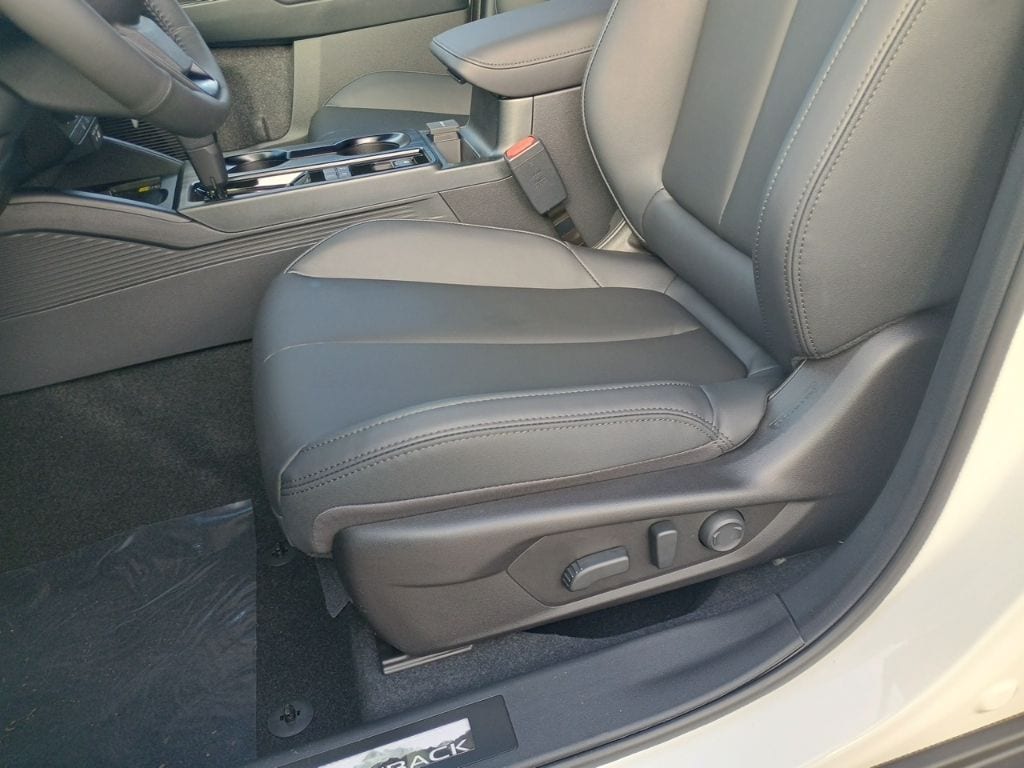 2026 Subaru Outback Premium - Photo 10