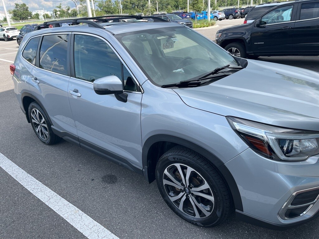 2020 Subaru Forester Limited photo 3