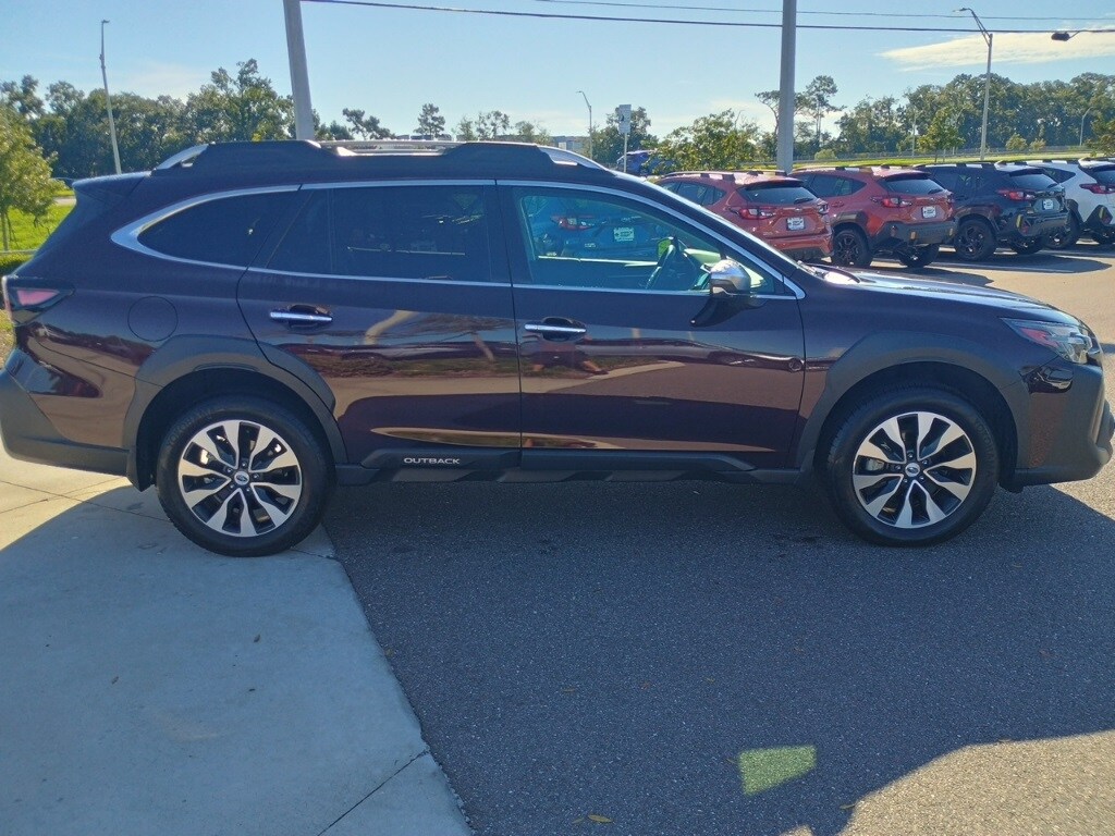 2024 Subaru Outback Touring XT photo 3