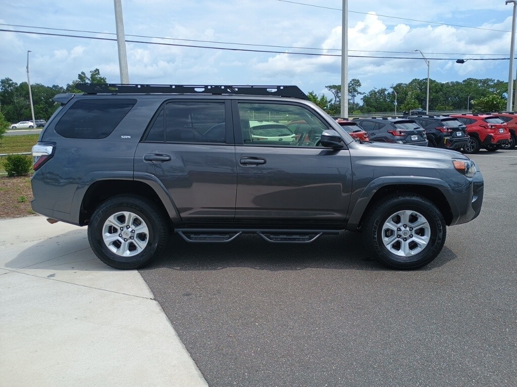 2023 Toyota 4Runner SR5 photo 4
