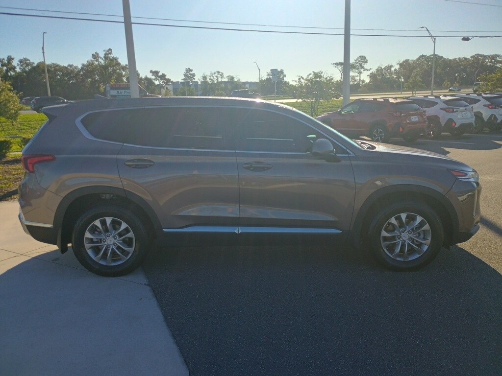 2020 Hyundai Santa Fe SEL photo 4