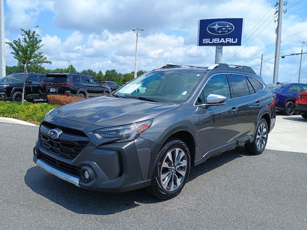 2023 Subaru Outback Touring XT's photo