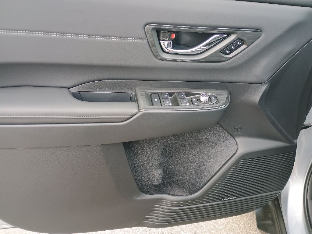 2026 Subaru Outback Touring XT - Photo 8