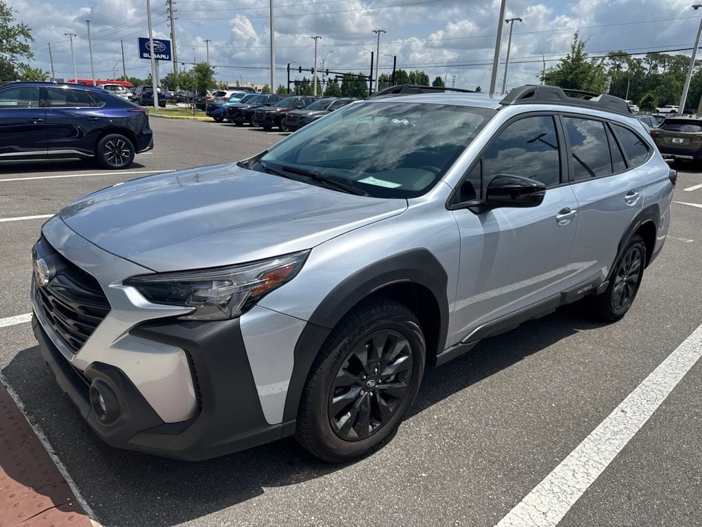 2023 Subaru Outback Onyx Edition's photo