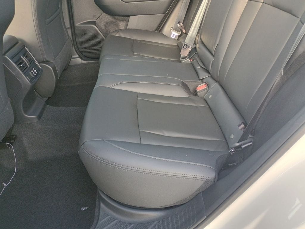 2026 Subaru Outback Premium - Photo 13