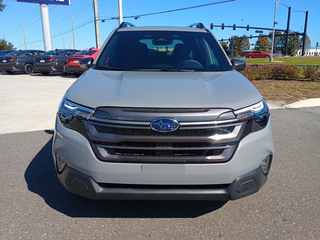 2026 Subaru Forester Premium photo 2