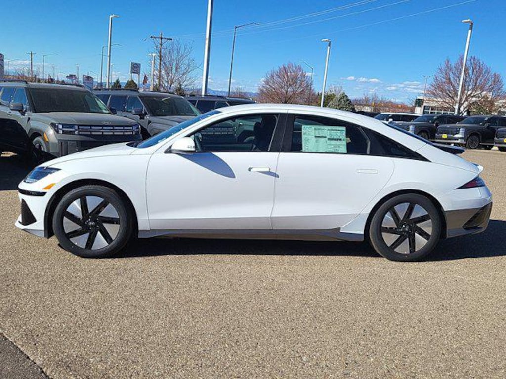 New 2025 Hyundai IONIQ 6 SE Sedan