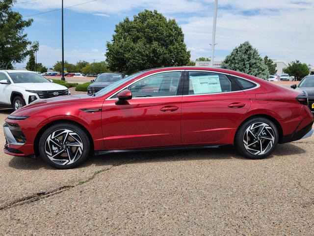 2025 Hyundai Sonata SEL Convenience photo 2