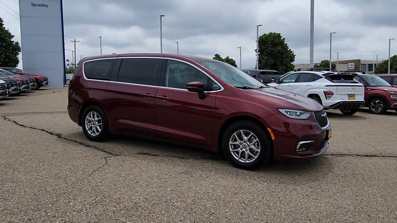 Used 2023 Chrysler Pacifica Touring L with VIN 2C4RC1BGXPR606971 for sale in Pueblo, CO