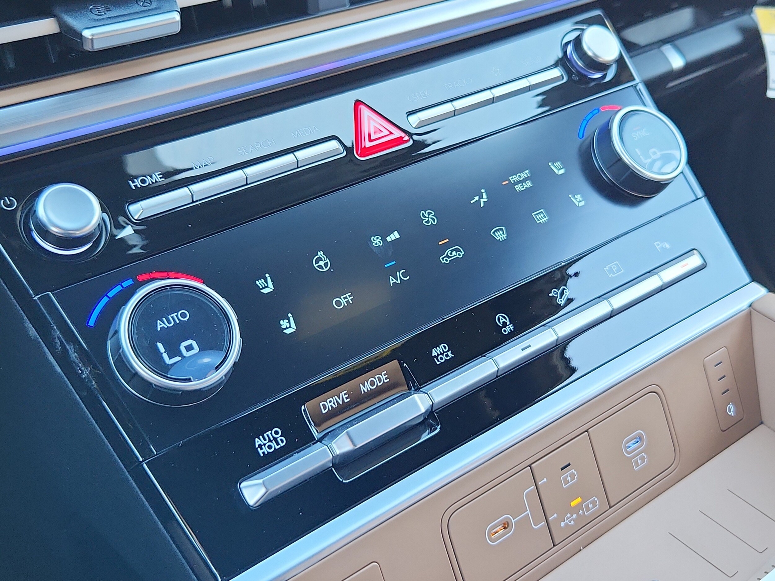 2026 Hyundai Santa Fe Calligraphy - Photo 19