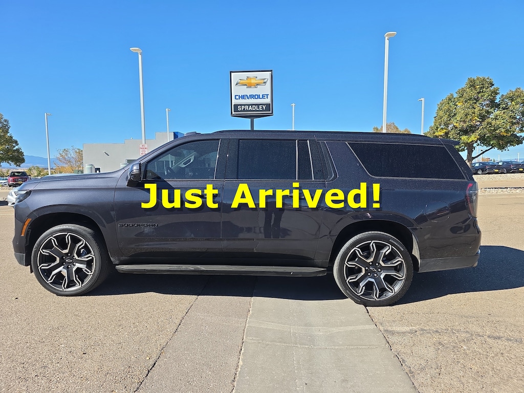 Used 2025 Chevrolet Suburban RST SUV