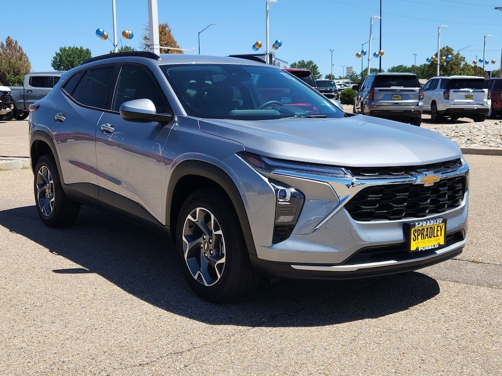 Used 2024 Chevrolet Trax LT SUV
