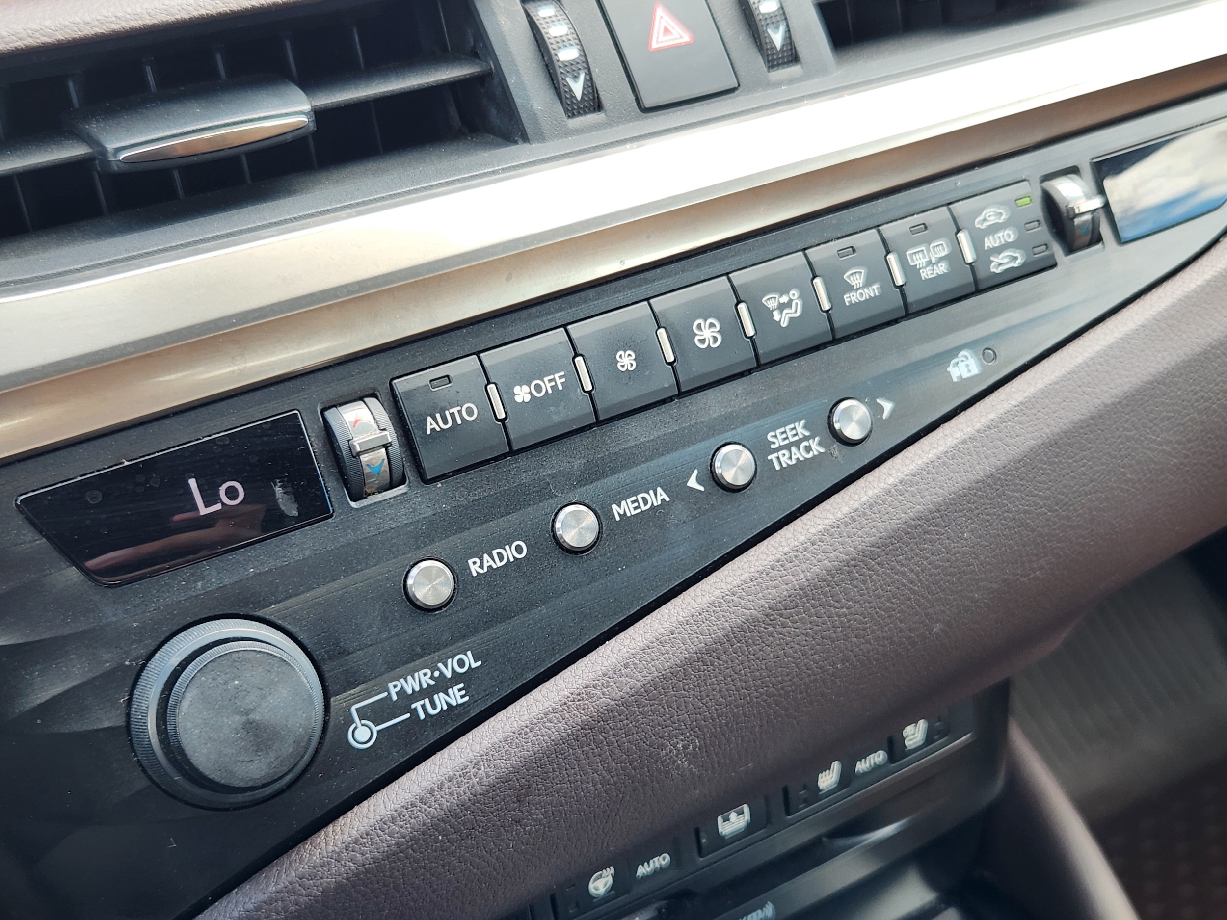 2019 Lexus ES 350 Luxury - Photo 28