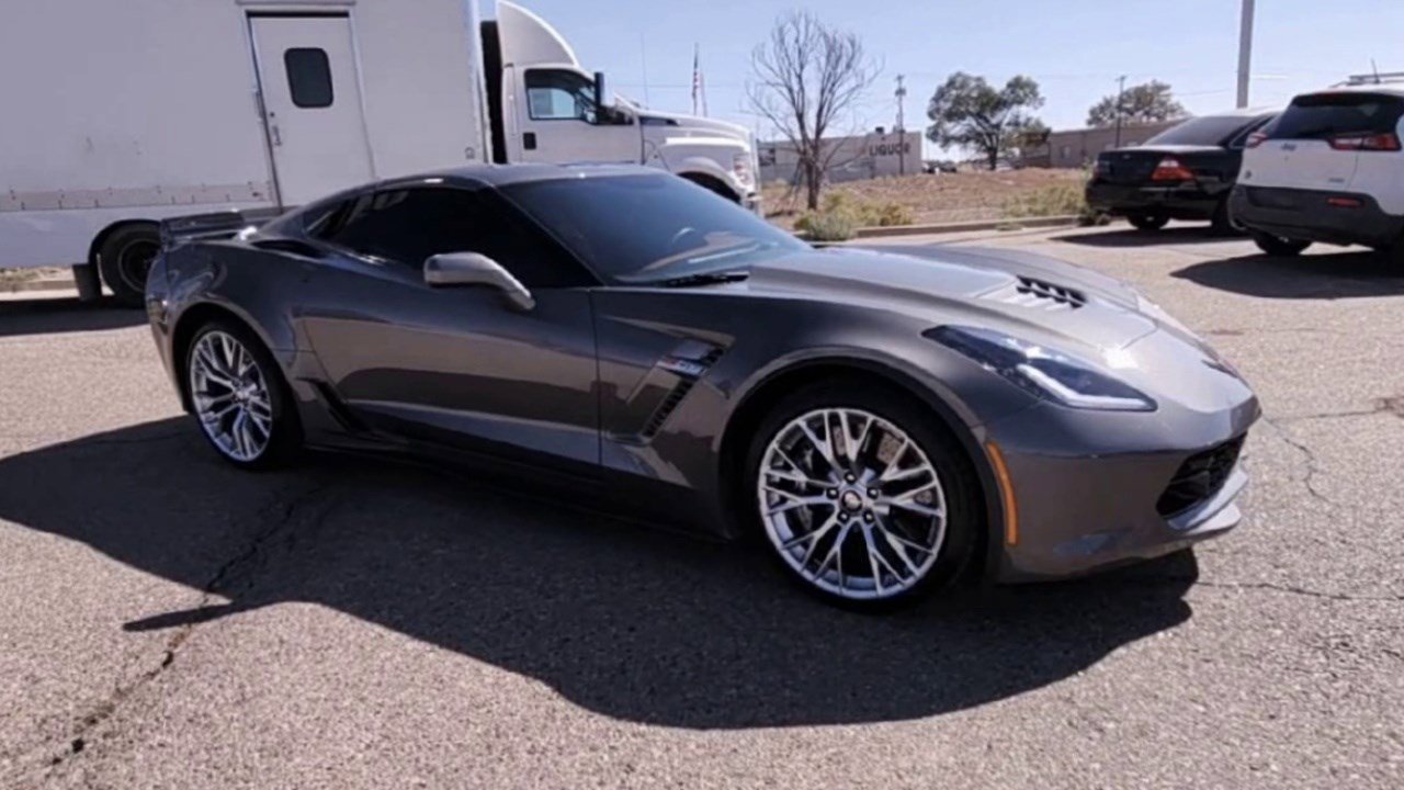 2016 Chevrolet Corvette Z06 2LZ photo 2