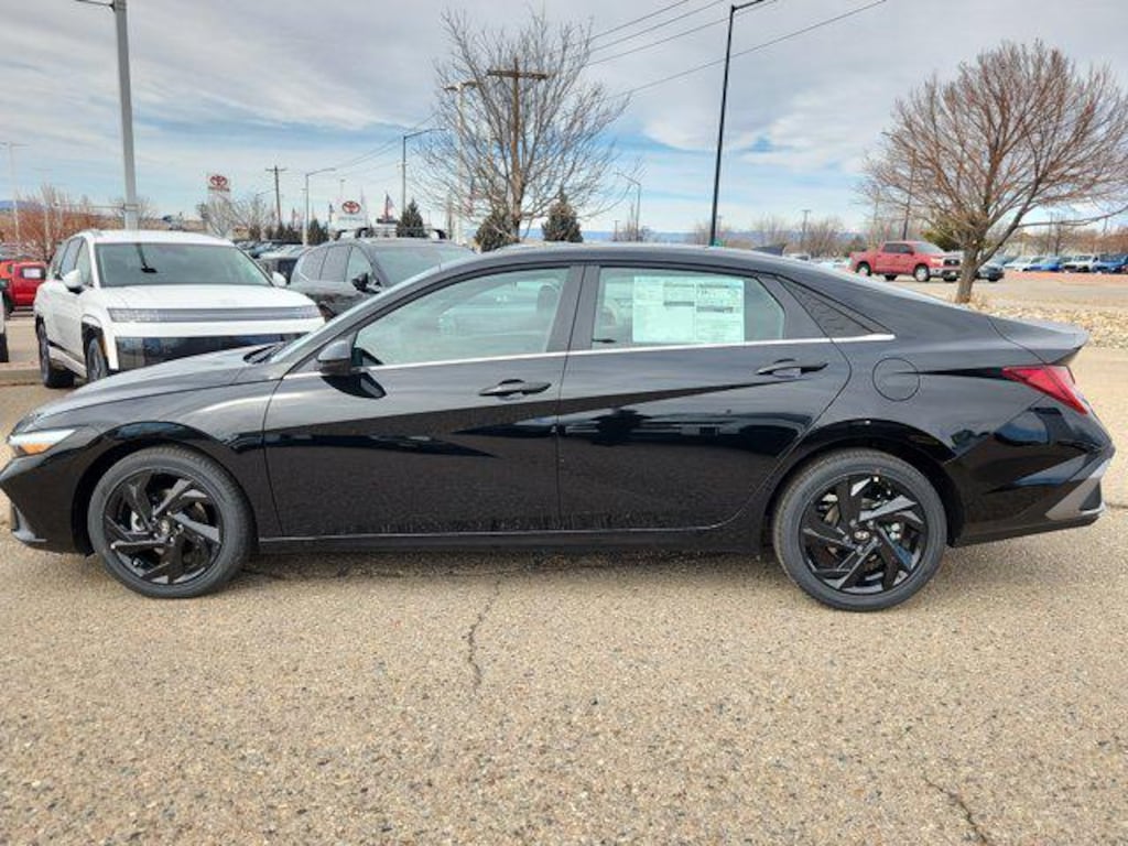 New 2026 Hyundai Elantra SEL Sport Premium Sedan