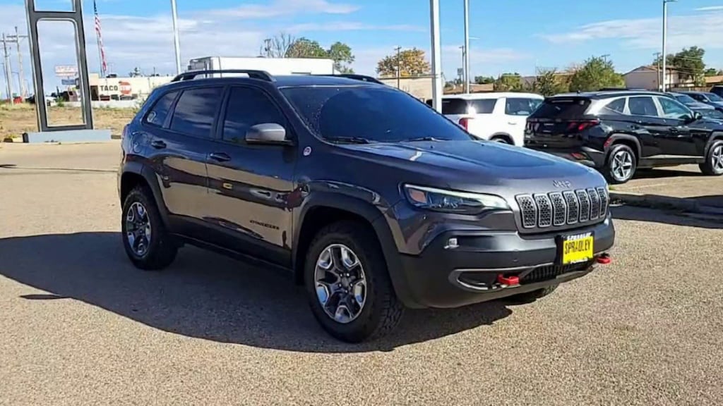 Used 2019 Jeep Cherokee Trailhawk 4x4 SUV