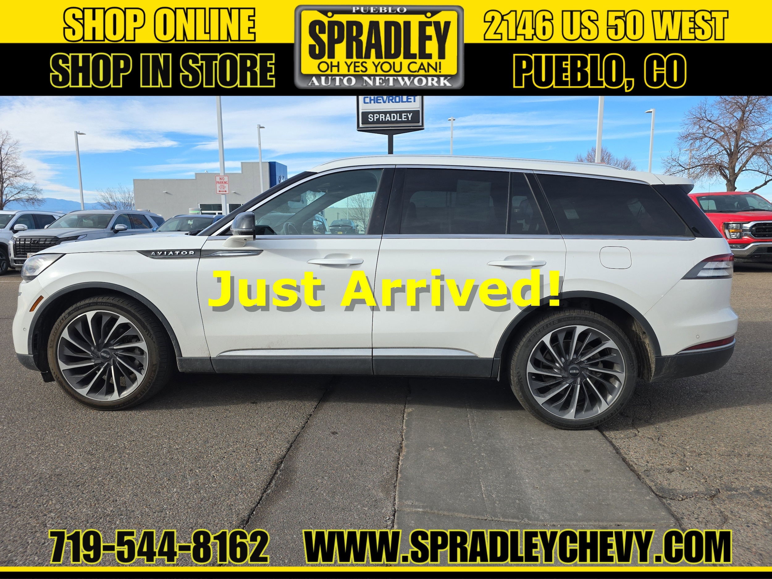 2022 Lincoln Aviator Reserve's photo