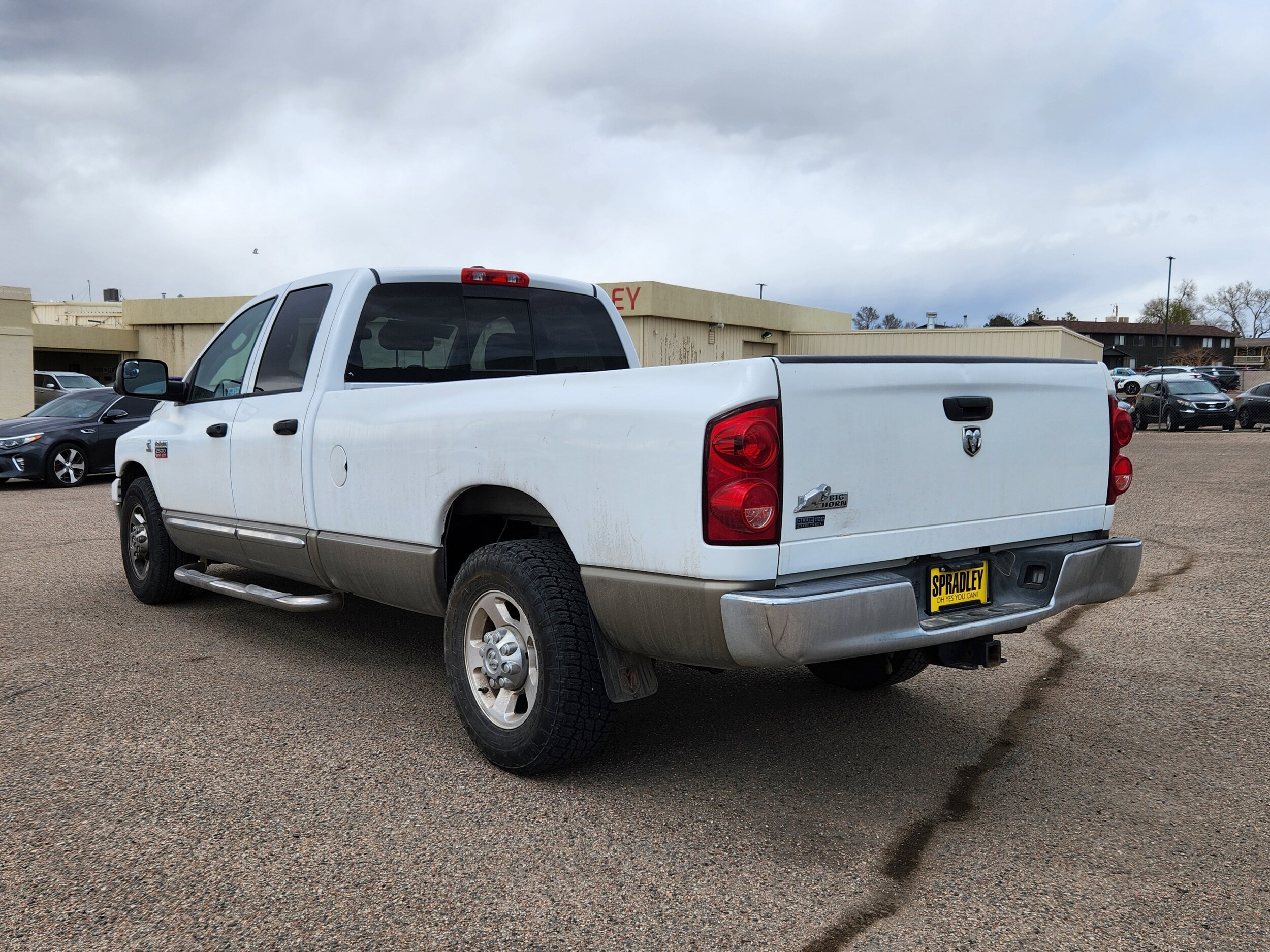 2009 Dodge Ram SLT photo 3