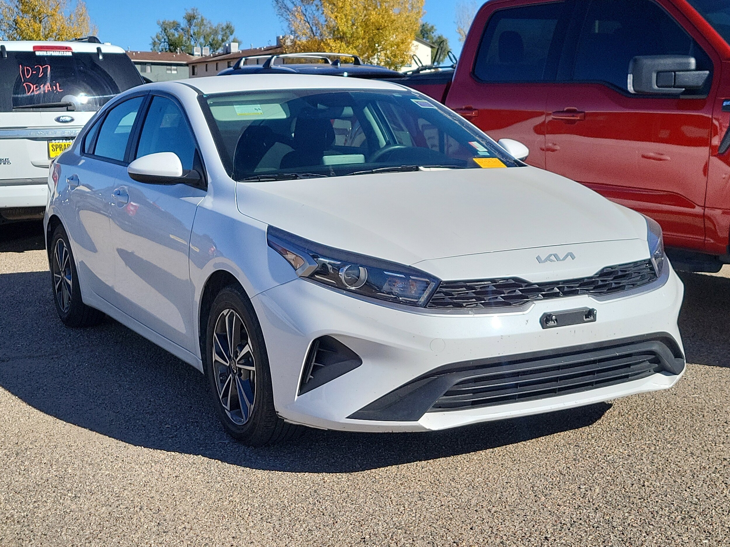 2023 Kia Forte LXS photo 3