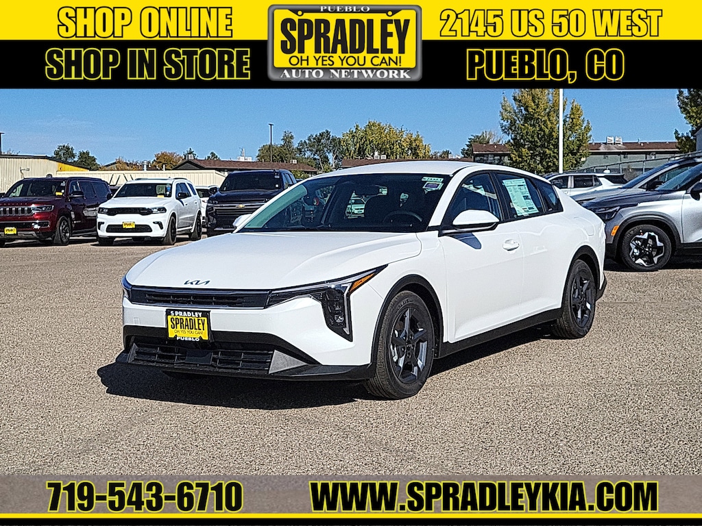 New 2025 Kia K4 LXS Sedan