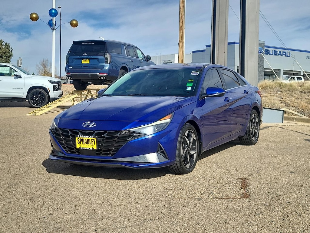Used 2022 Hyundai Elantra Limited Sedan