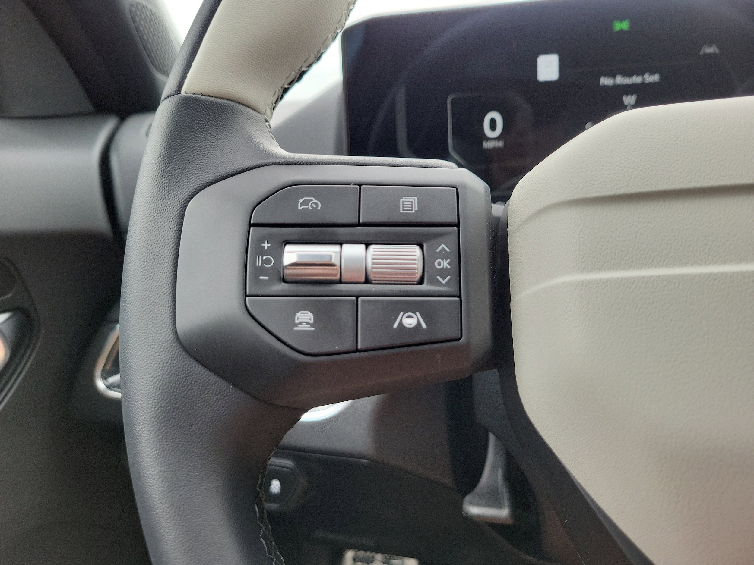 2025 Kia K4 GT-Line Turbo - Photo 17