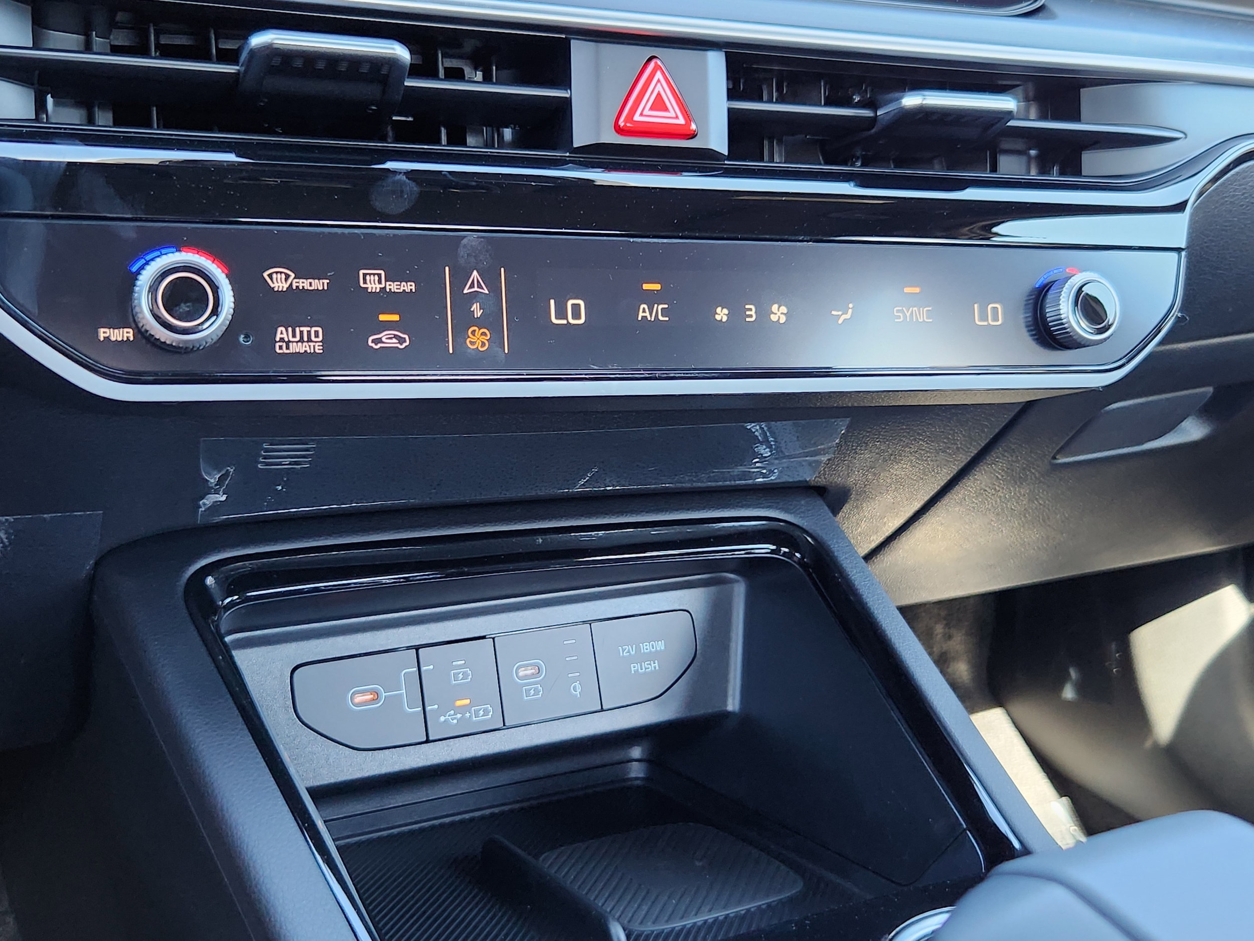 2026 Kia K5 GT - Photo 21